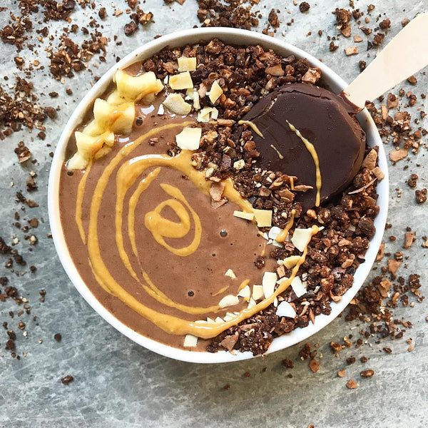 Vegan & Gluten-free Chocolate Smoothie Bowl